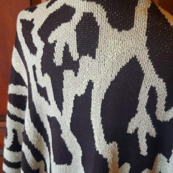 CHICO'S BLOCK LEOPARD 🐆 PRINT PONCHO ONE SIZE - Picture 5 of 14